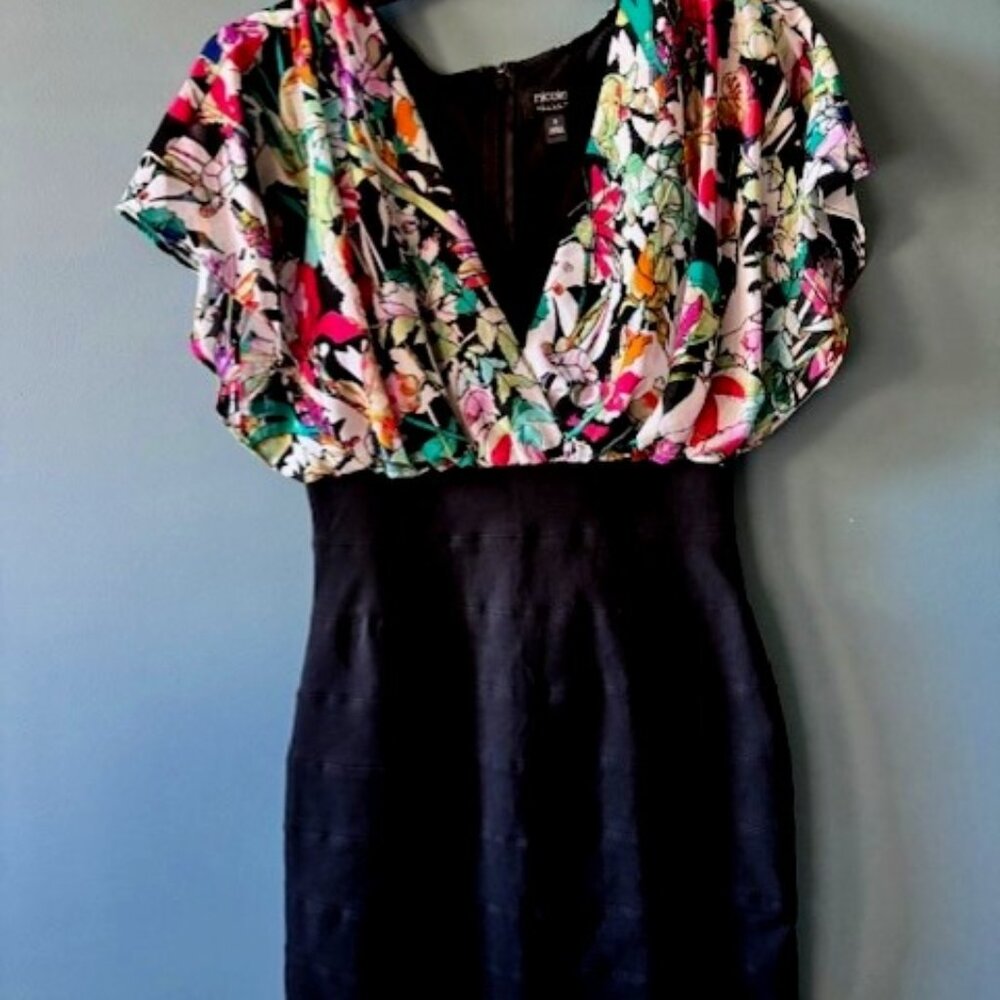 Nicole Miller Black Floral Short Sleeve V Neck Mixed Media Dress Feminine Office